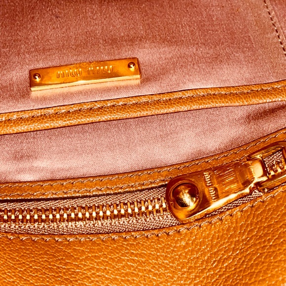 👜🤎👜Authentic Miu Miu 2 Way Brown Leather Bag - Picture 13 of 17